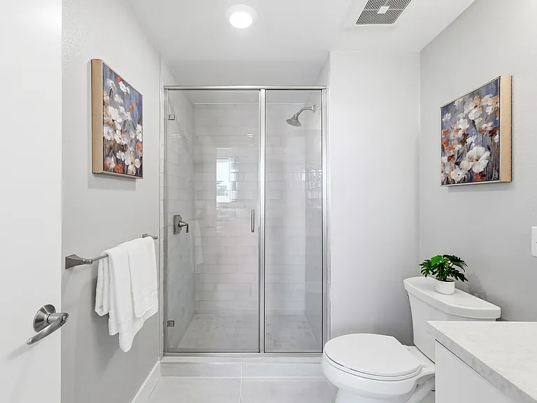 1048 Monroe St #307 — Photo 30