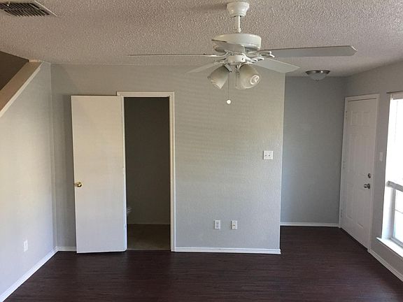 3rd image of 5657 Giddyup Ln