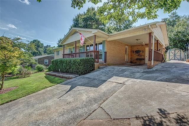 1st image of 2637 Hill Ln
