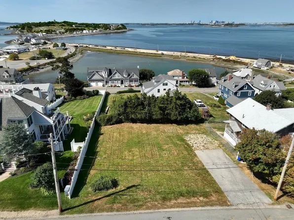 15 Glover Ave, Hull, MA 02045