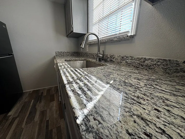 6329 Walraven Cir #6329 — Photo 9