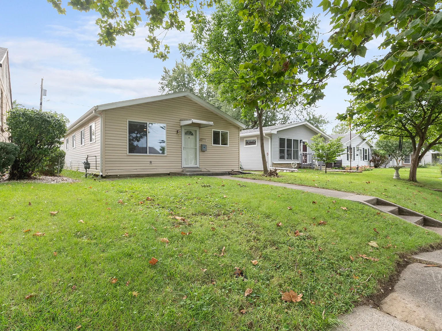 2730 Glenwood Ave — Photo 1