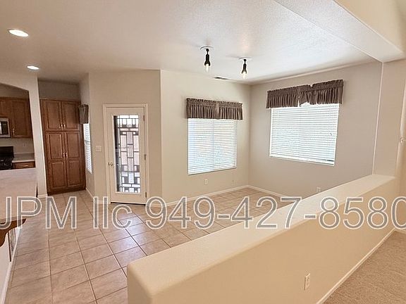3rd image of 1433 Gaucho Ln