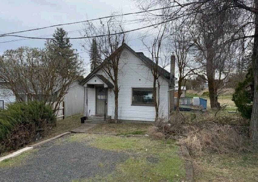 1st image of 340 SW Creston Ave