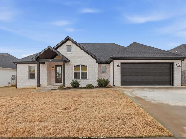 2455 Wilmington Dr, Conway, AR 72034