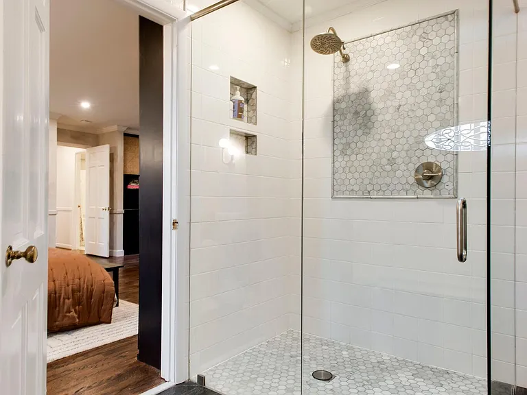 1745 Kingsbury Dr — Photo 32