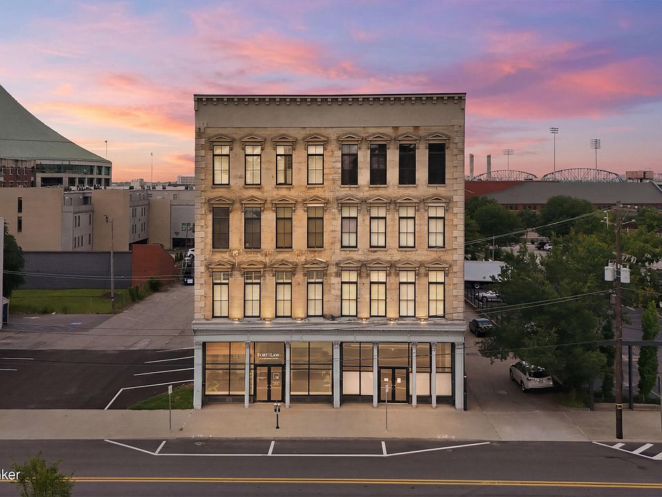 1st image of 415 E Market St Unit 201