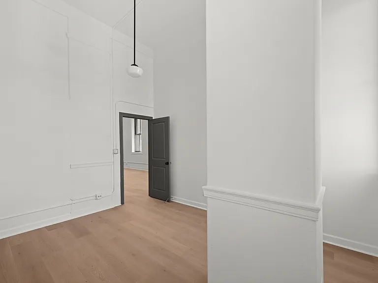 1513 N Western Ave #303 — Photo 11