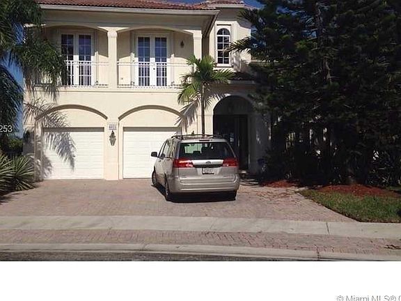 5th image of 6831 NW 113th Ct #000