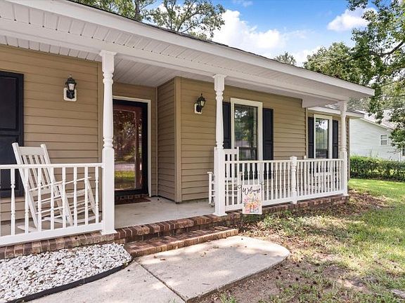 4th image of 1098 Kentwood Cir