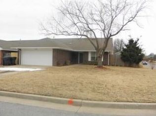 12288 SW 11th St, Yukon, OK 73099
