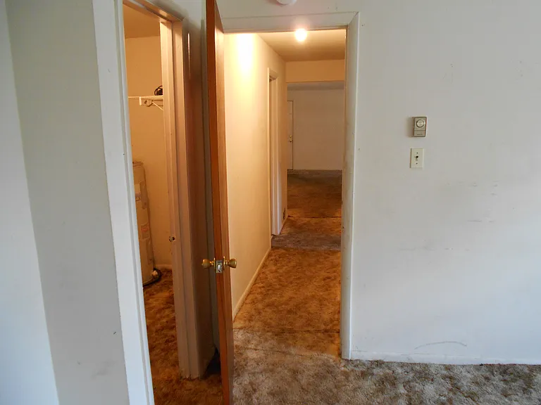 1427 E Tremont St #2 — Photo 13