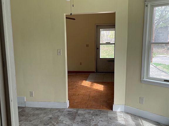 5th image of 167 Oak St #1
