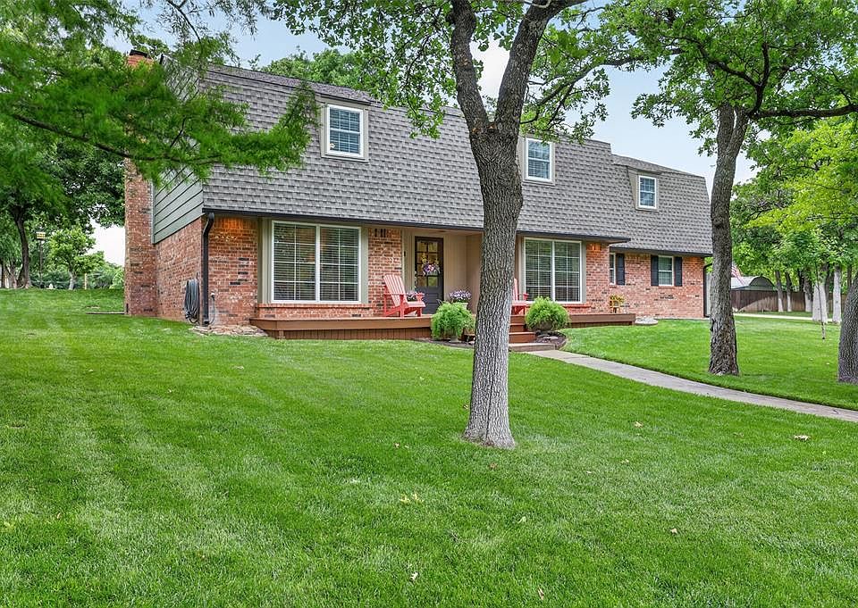 1st image of 2113 Hummingbird Ln