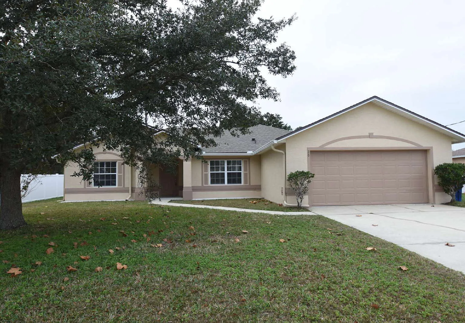 4 bed, 2.0 bath, 2073 sqft, $2,100 — Photo 1