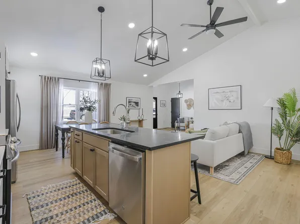 6103 Pickerington Rd NW, Carroll, OH 43112