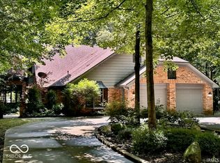 7801 W River Rd, Yorktown, IN 47396