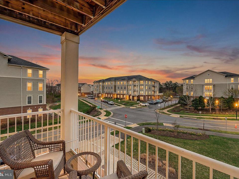 1st image of 3911 Doc Berlin Dr Unit 37