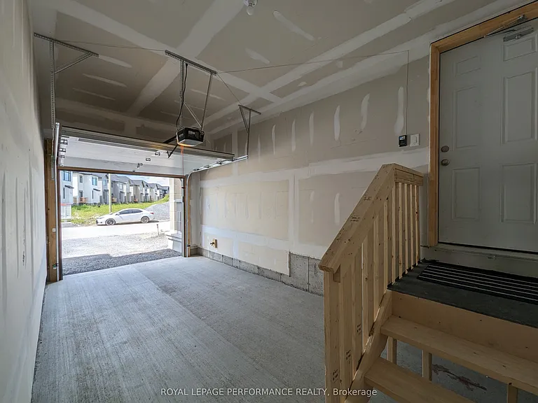 301 Monticello Ave — Photo 28