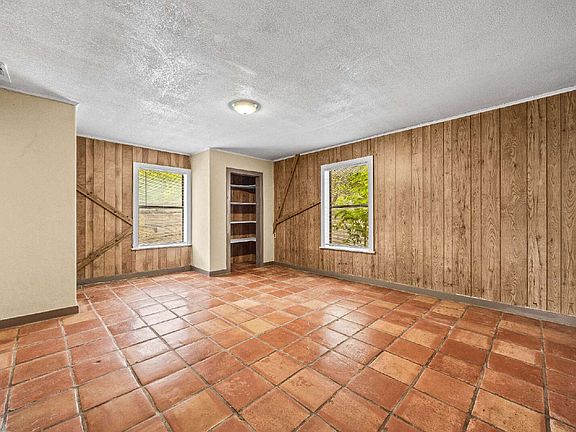 5th image of 503 Verne St #1
