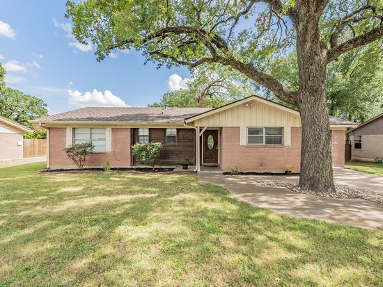 1708 Lanice Ave, Bridgeport, TX 76426