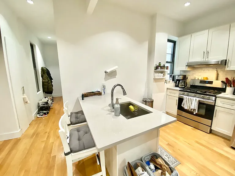 169 15th St #3B — Photo 15