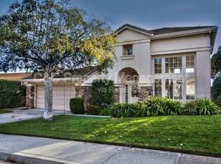 21905 Azure Crest Ct, Salinas, CA 93908