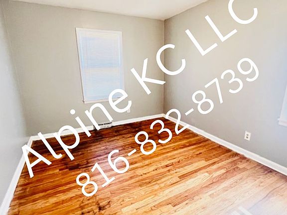 4th image of 4538 Cleveland Ave