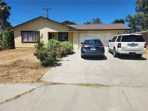 321 Park Ave, Banning, CA 92220