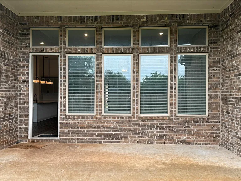 352 Olympic Park Dr — Photo 26