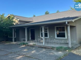 115 Wagon Wheel Dr, Grants Pass, OR 97527