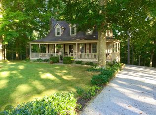 608 Lawless Rd, Jamestown, KY 42629