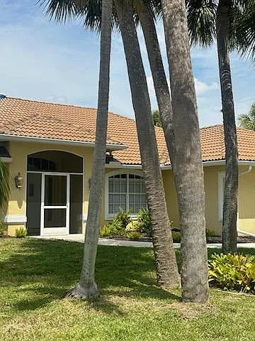 3 bed, 2034 sqft, $3,000 — Photo 2