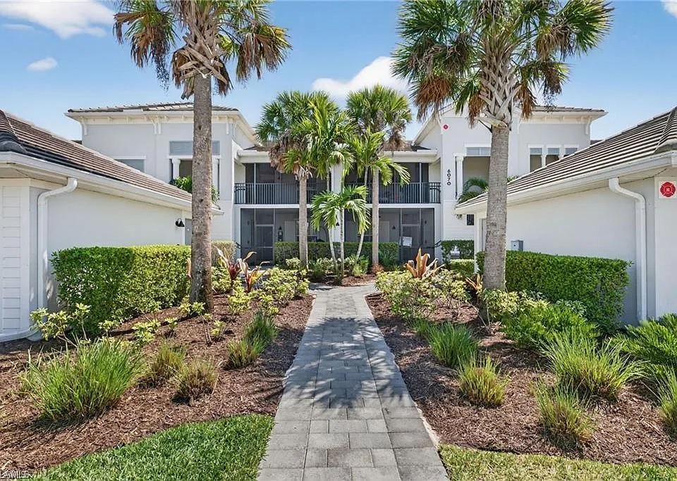 6070 National Blvd #223