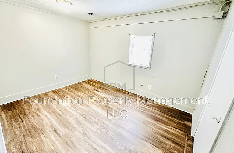 3366 Lone Rock Dr — Photo 10