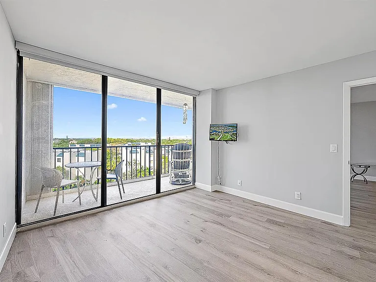 1300 S Highway A1A #523 — Photo 5