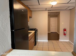 1202 1/2 Woodland Ave, Pittsburgh, PA