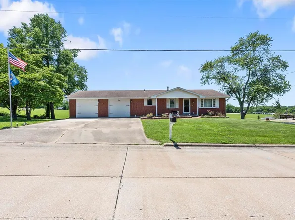 505 Goodson Dr, Jackson, MO 63755