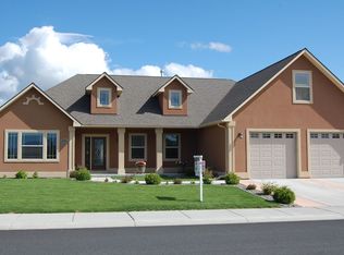 8903 Grove Ave, Yakima, WA 98908