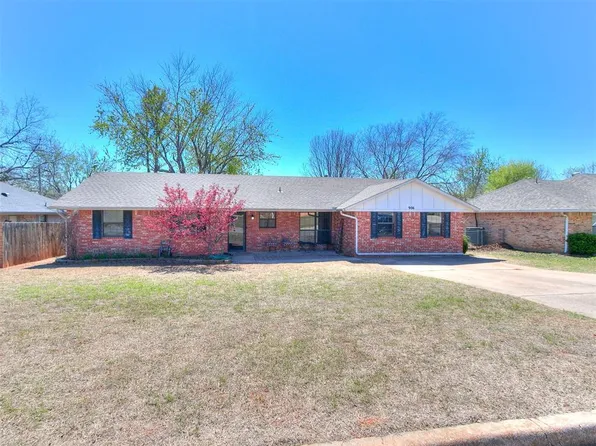 906 Mockingbird Ln, Purcell, OK 73080