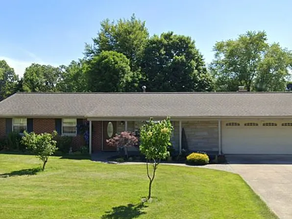 137 S Main St, Cedarville, OH 45314