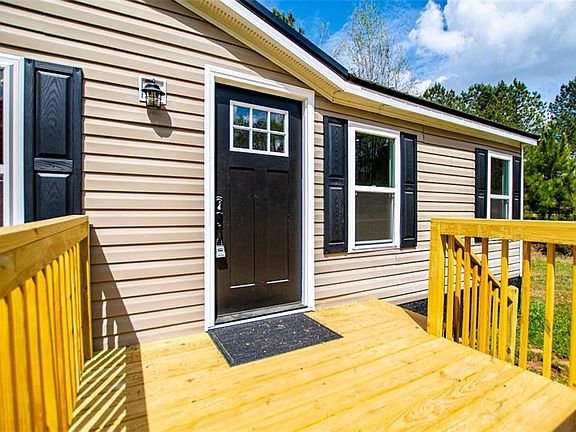 4th image of 59 Spring Ln