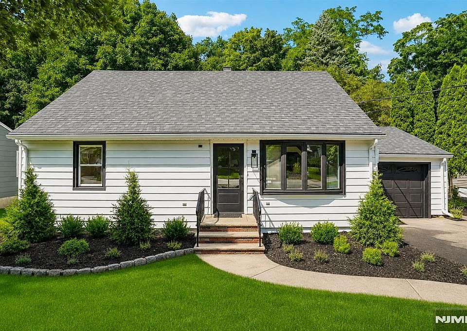 1st image of 509 Ramapo Valley Road