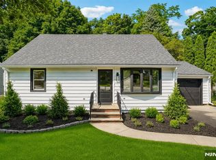 509 Ramapo Valley Rd, Oakland, NJ 07436