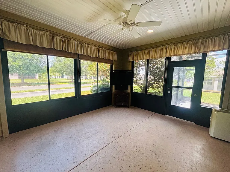 4859 NW 35th Lane Rd — Photo 28