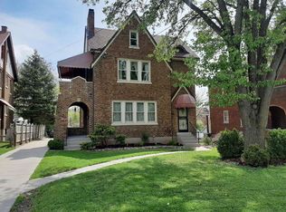 1040 Kreis Ln, Cincinnati, OH 45205