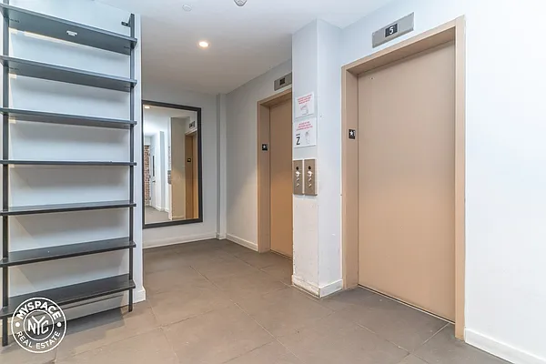 Rented by MySpaceNYC | media 36