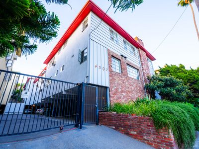4507 Finley Ave APT 3, Los Angeles, CA, 90027