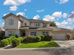 19 Waters Cove Ct, Sacramento, CA 95831
