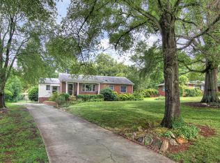 1433 Cyrus Dr, Charlotte, NC 28205